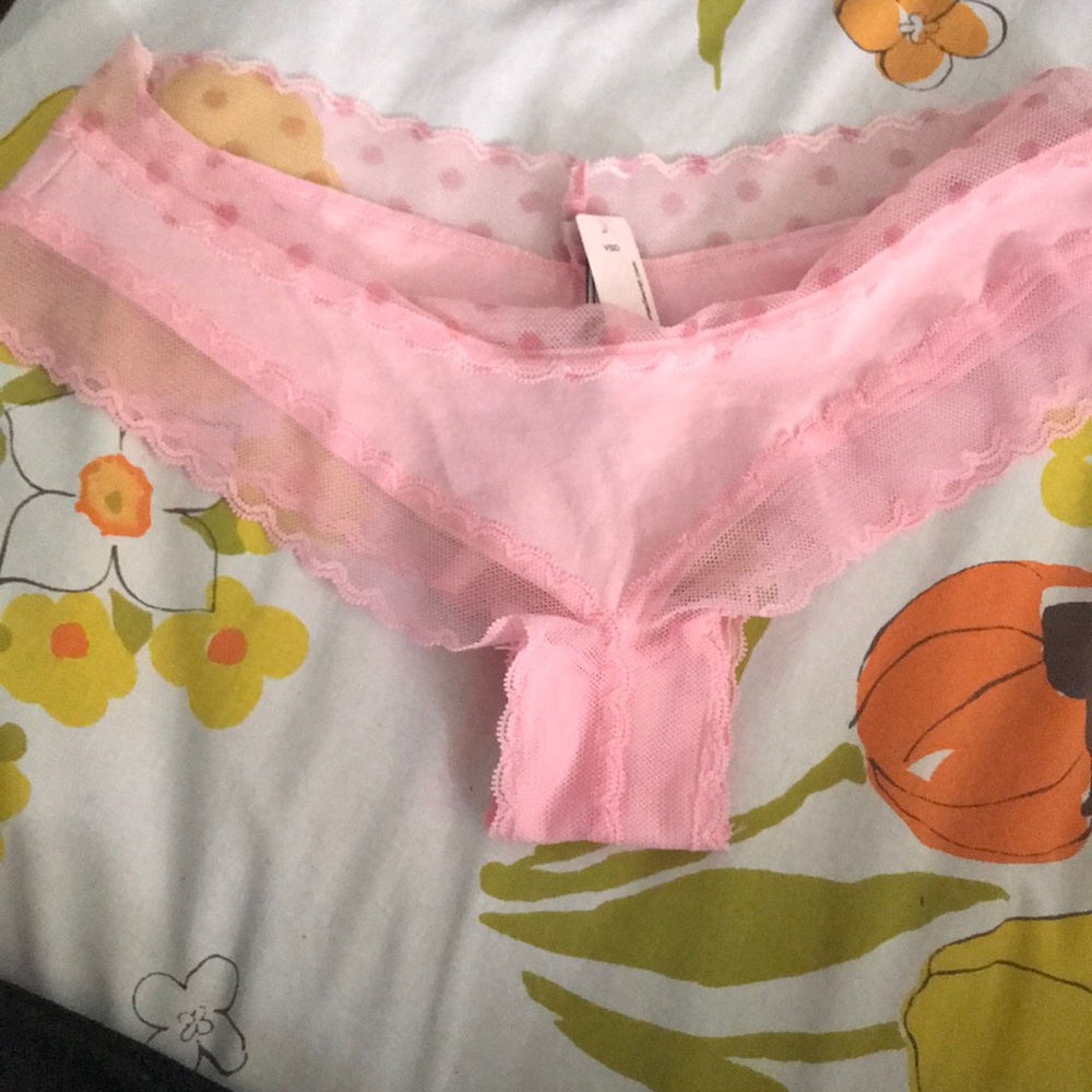 ❤️VS CHEEKY PANTIES ❤️